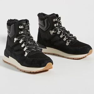 Tretorn WTLILY3 Black Winter Sneaker Boots - Women’s Size 6.5 - Gently Used